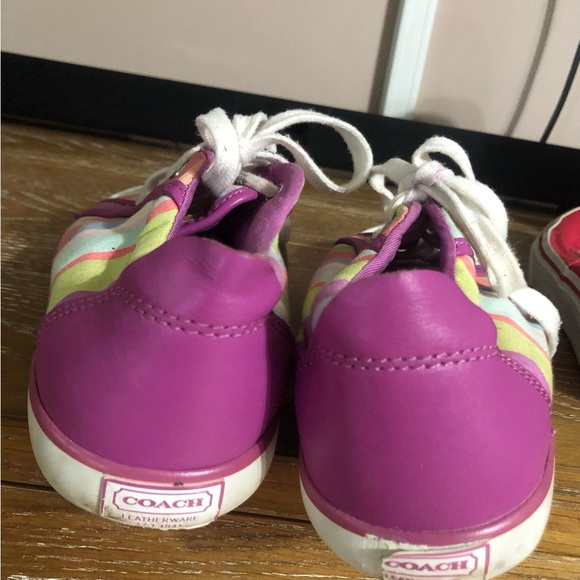 Coach Barrett Fun Rainbow Multi Colored Ladies Low Top Striped Size 6.5 - Picture 7 of 9